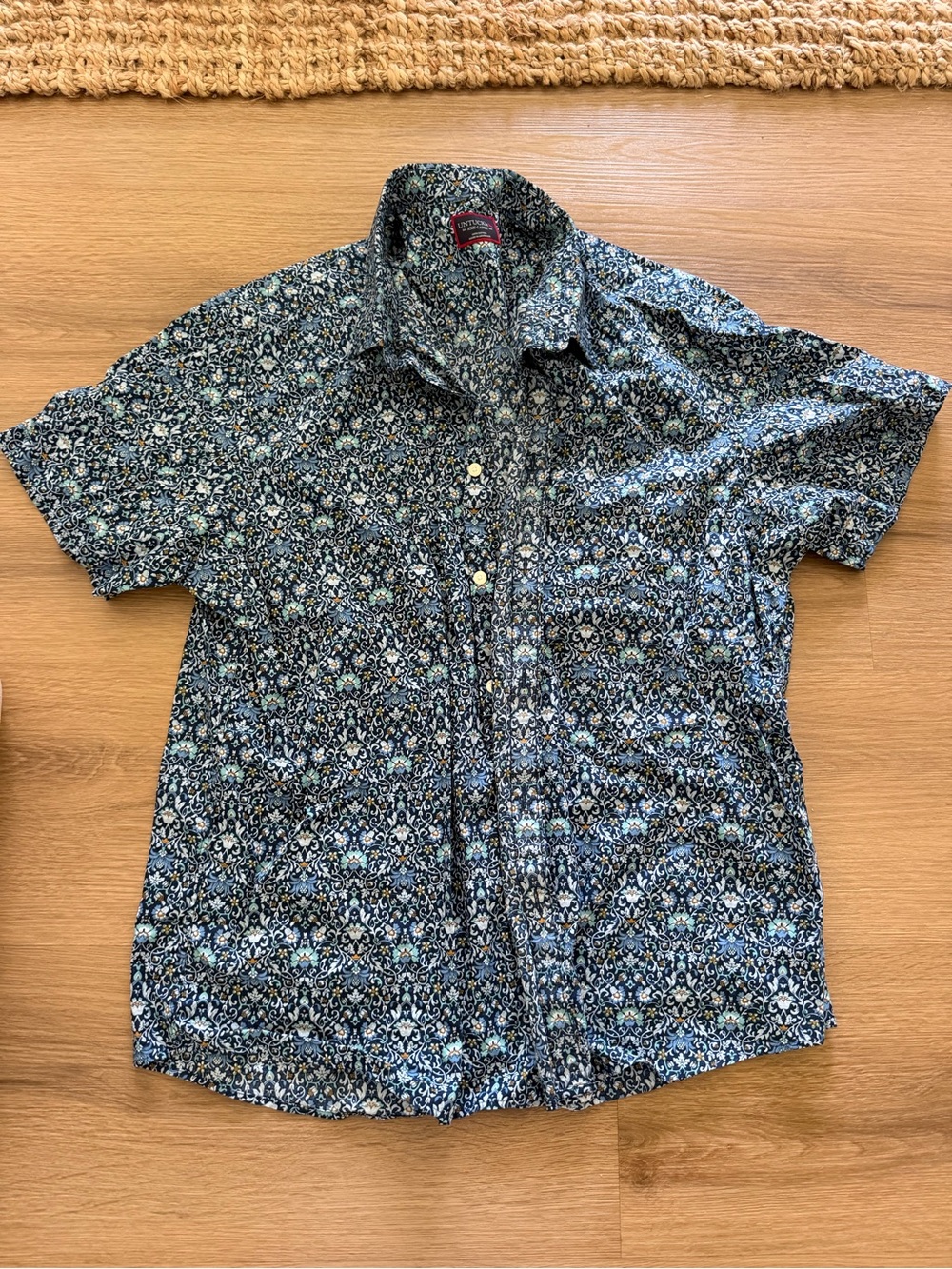 UNTUCKit Men's Short Sleeve Button-Down Shirt in Blue Floral Print